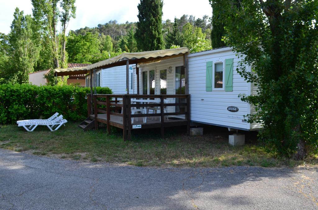 Camping La Vidaresse Hotell Sainte-Anastasie-sur-Issole Eksteriør bilde