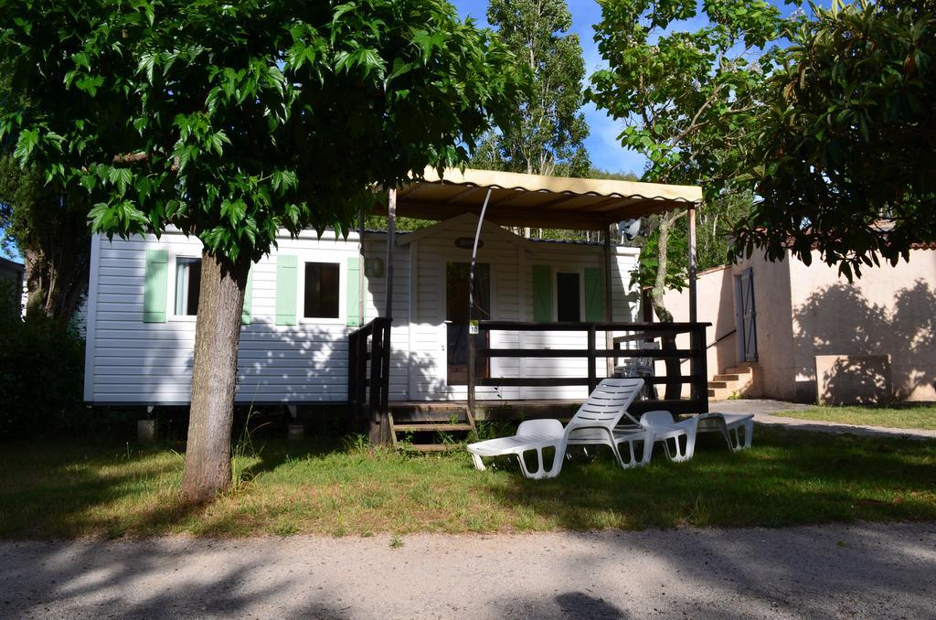 Camping La Vidaresse Hotell Sainte-Anastasie-sur-Issole Eksteriør bilde