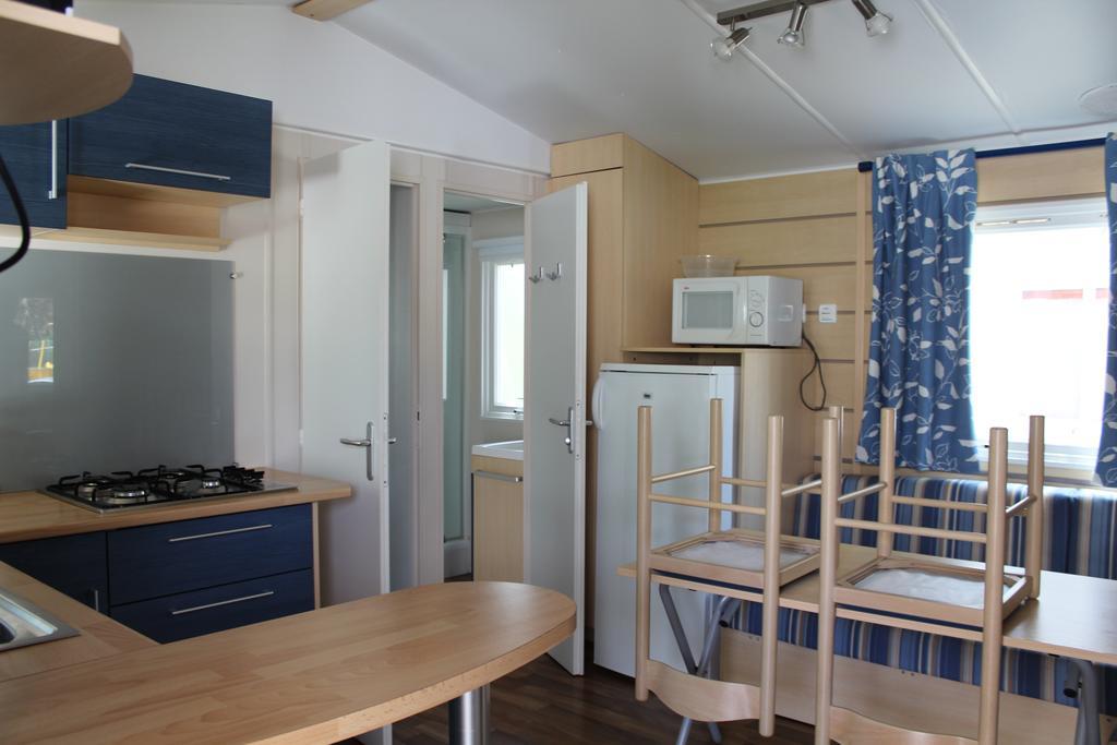 Camping La Vidaresse Hotell Sainte-Anastasie-sur-Issole Eksteriør bilde